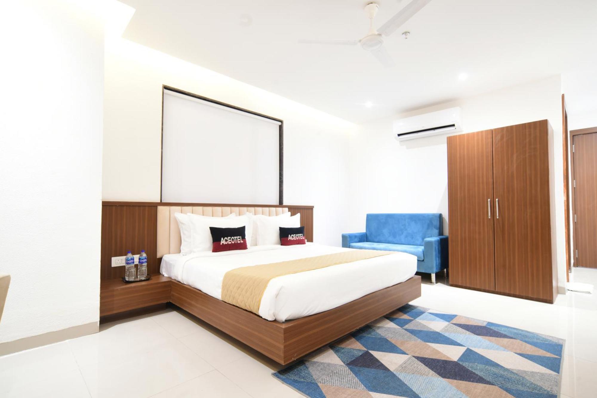 Aceotel Premier, Vijay Nagar Indore Exterior foto